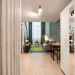 Apple Tree Apartment